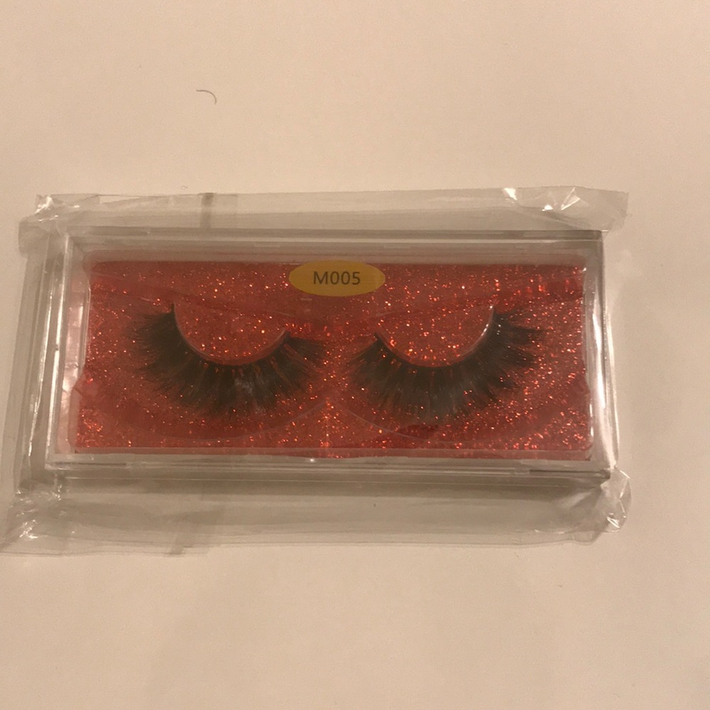 EYELASHES